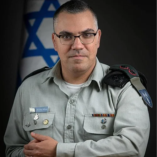 8956.jpg